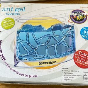 Discovery Kids Space Age Ant Gel Habitat NEW